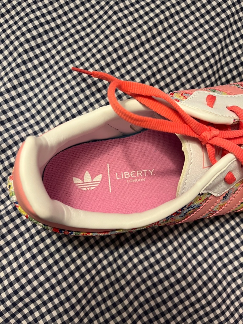 Adidas X Liberty London Pink Floral Brocade Sambas NWOB. Fits like US W 10/10.5 - Picture 7 of 9